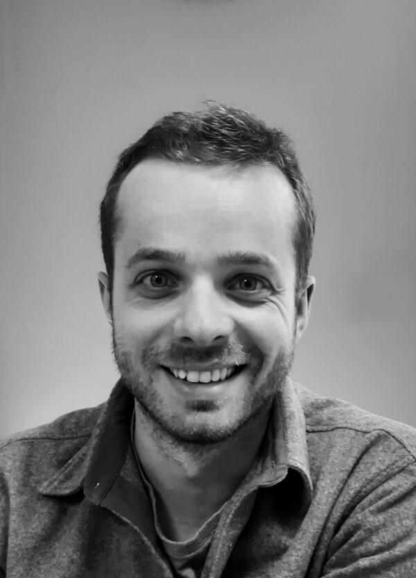 Vivien GAS - Ostéopathe D.O. 1 Portrait Vivien Gas